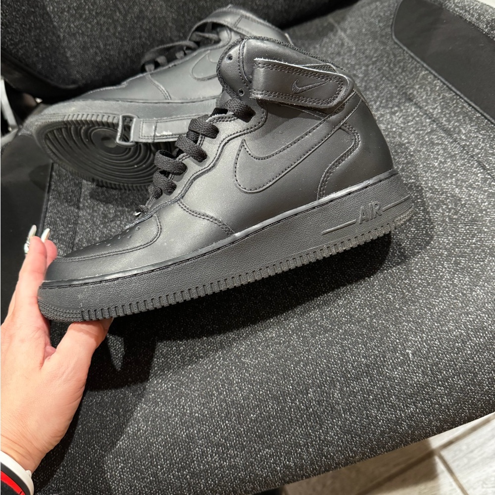 Nike Air Force 1 Mid